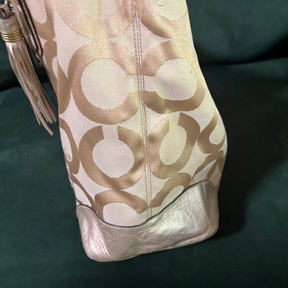 Coach Legacy or Optic Signature Collection series. - Picture 6 of 16